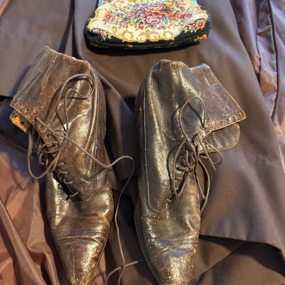 Side Saddle outfit - Picture 4 of 5